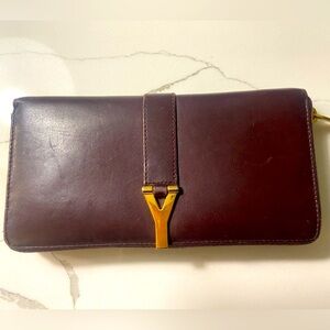 Authentic Saint Laurent Classic Y Continental Wallet